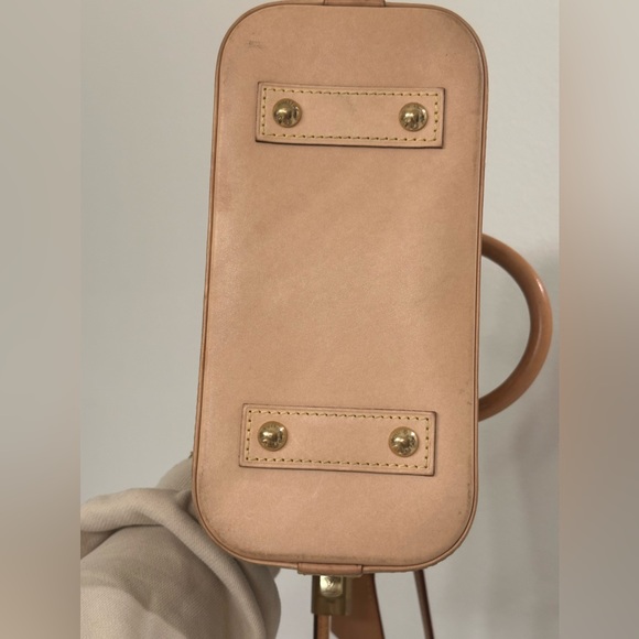 Louis Vuitton Monogram Alma BB - Picture 6 of 6